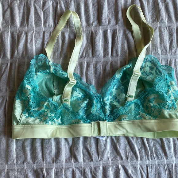 Bra - Picture 2 of 2